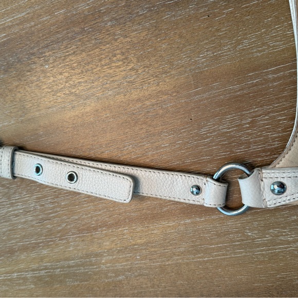 Coach Tan Leather Shoulder Bag - Picture 7 of 14